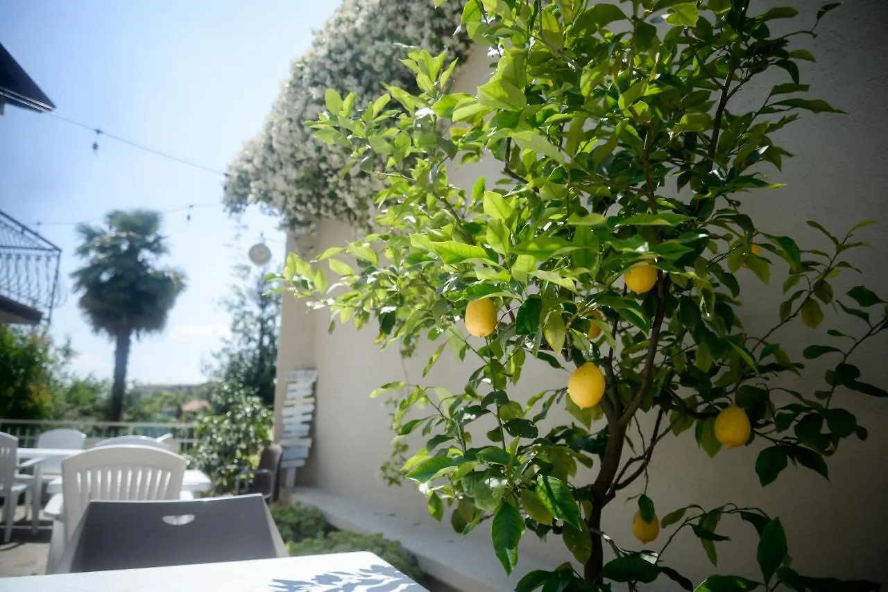Bed & Breakfast La Corte Dell'Elmo Salò Italien